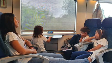 Viajar a Bélgica con niños: moverse en tren con niños desde Bruselas