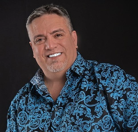 Fernandito_Rentas_-_Tacos_de_Seis