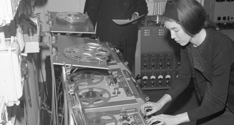 LA PIONERA DE LA MÚSICA ELECTRÓNICA DELIA DERBYSHIRE SERÁ HONRADA CON UN EDIFICIO EN LA UNIVERSIDAD DE COVENTRY