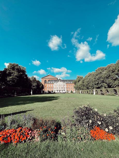 que ver Trier - palacio del principe elector