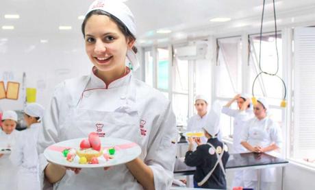 SEPE: nuevos cursos gratuitos de turismo y hostelería en Digitalízate Plus