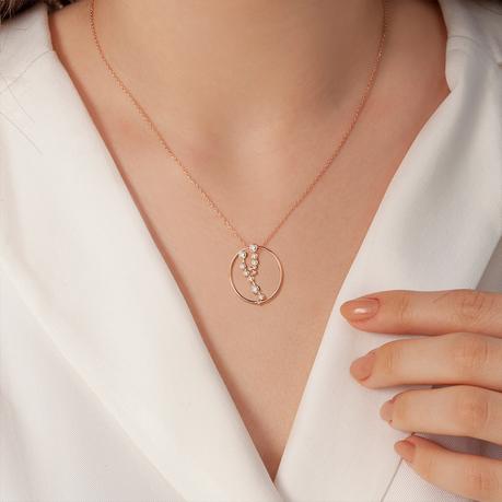 Dije Constelación de Tauro en Oro 18k con diamantes
