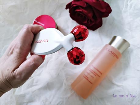 Roller Beauté Eclair, de Clarins Beauté Eclair Clarins beauty spa relax skincare belleza alta cosmética tratamiento luminosidad