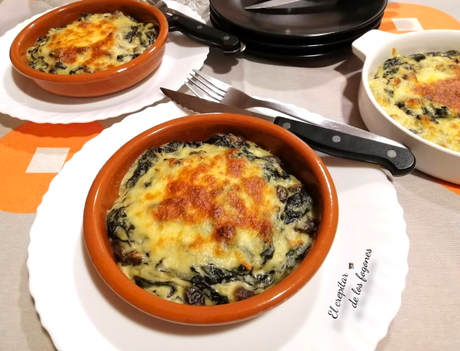 ESPINACAS CON BECHAMEL Y UVAS PASAS ESPINACAS CON BECHAMEL Y UVAS PASAS