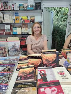 Firma de libros en la Feria del Libro de Madrid