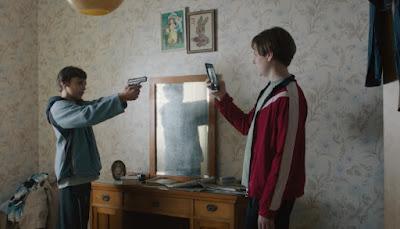 GARBURA (CARBIDE) (Croacia, Serbia; 2022) Drama, Social, Político