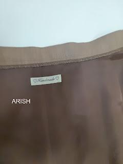 BLUSA CON VOLANTE + FALDA DE LINO BLUSA CON VOLANTE + FALDA DE LINO