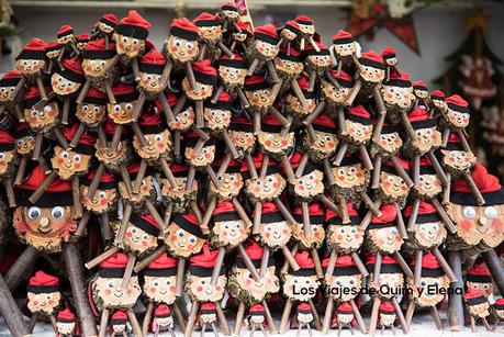 Caga tiós en los mercados navideños, Barcelona en diciembre