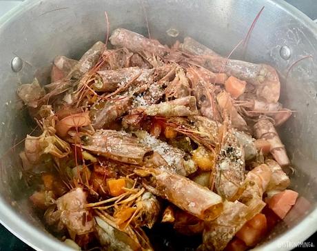 Caldo o fondo de crustáceos