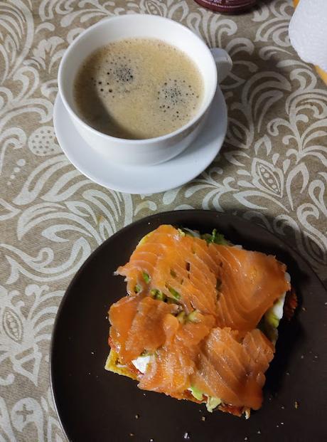 PAN KETO DE MICROONDAS EN 90 SEGUNDOS DE MANU