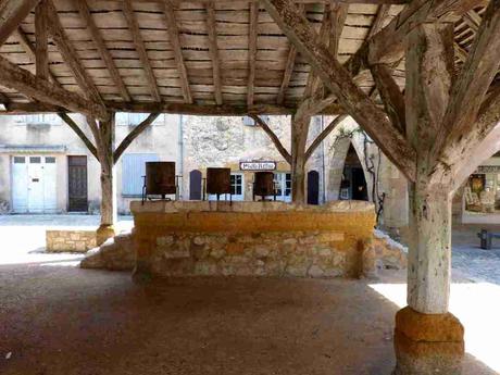 “Le Pal” y las medidas de capacidad en Monpazier