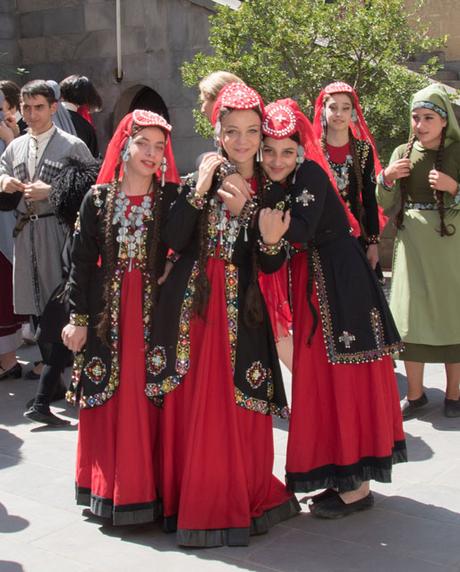 ropa-tradicional-georgiana