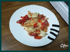 Filetes de gallo con sofrito