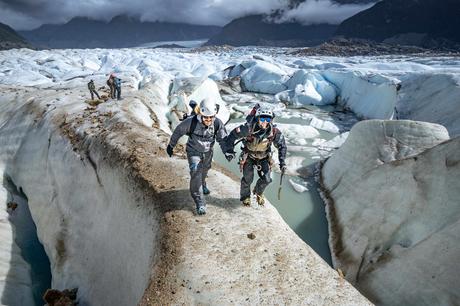 Puentes peligrosos. Parque Nacional Laguna San Rafael (2022) © Matt Maynard