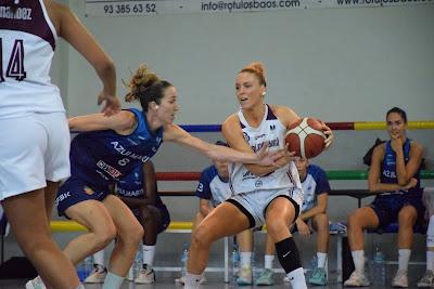 Galería de clics del Bàsquet Femení Sant Adrià-CB Sant Josep Obrer (Liga Femenina 2)