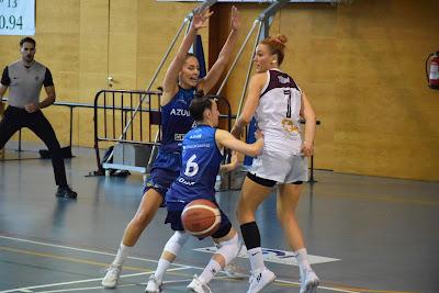 Galería de clics del Bàsquet Femení Sant Adrià-CB Sant Josep Obrer (Liga Femenina 2)