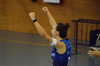 Galería de clics del Bàsquet Femení Sant Adrià-CB Sant Josep Obrer (Liga Femenina 2)