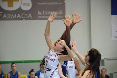 Galería de clics del Bàsquet Femení Sant Adrià-CB Sant Josep Obrer (Liga Femenina 2)