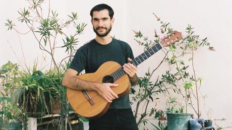 Fermín Raviolo adelanta su segundo disco con el single «Árbol Naciente» 5edd3ef0-facc-53e8-2771-7e383c893414