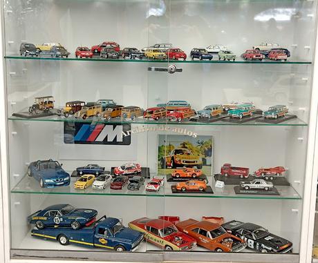 Las miniaturas del stand de ACAMRA de AutoClásica 2022 Las miniaturas del stand de ACAMRA de AutoClásica 2022