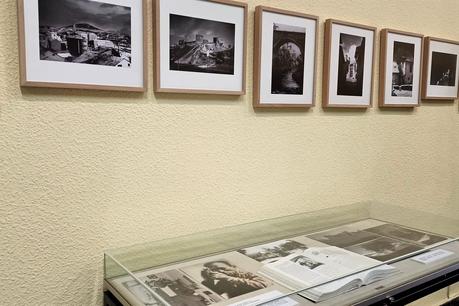 Exposición 'La ciudad ausente' un repaso fotográfico al paso de la posguerra a la Ciudad del Dólar 2