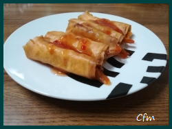 Rollitos de langostinos estilo Thai