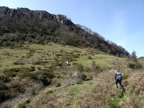 Santoveña-Valle Berroña-Valle Lloberuga