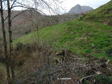 Santoveña-Valle Berroña-Valle Lloberuga