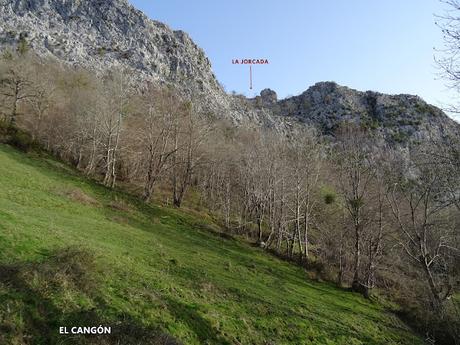 Santoveña-Valle Berroña-Valle Lloberuga