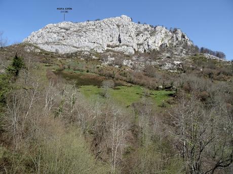 Santoveña-Valle Berroña-Valle Lloberuga