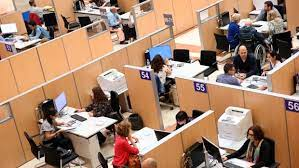 ¿La subida salarial a los funcionarios frenará el auge de la derecha? ¿La subida salarial a los funcionarios frenará el auge de la derecha?