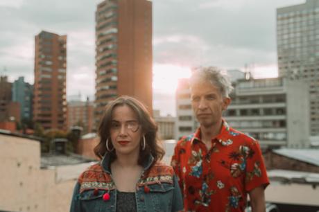 Rojo Amelia - Playa 10