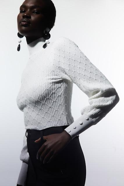 COMPRAS DE LA SEMANA; OCTUBRE (III).-