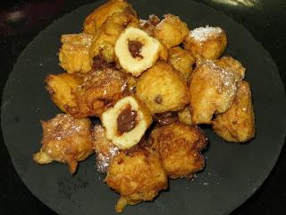 BUÑUELOS RELLENOS DE CHOCOLATE