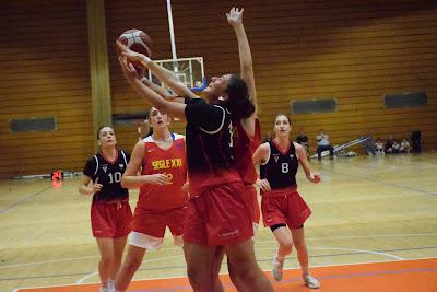 Galería de clics del Segle XXI-CB Grup Barna (Liga Femenina 2)