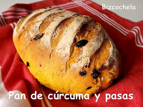 PAN DE CÚRCUMA Y PASAS