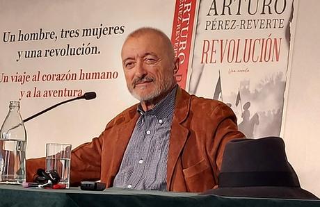 «Revolución», de Arturo Pérez-Reverte