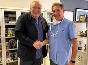 doctor Mikel Sánchez OAFI Foundation cierran acuerdo para combatir efectos artrosis