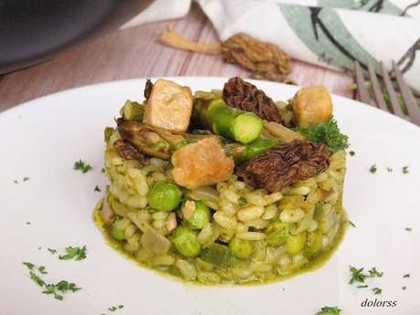 Arroz en verde con foie y setas colmenillas o múrgules Arroz en verde con foie y setas colmenillas o múrgules