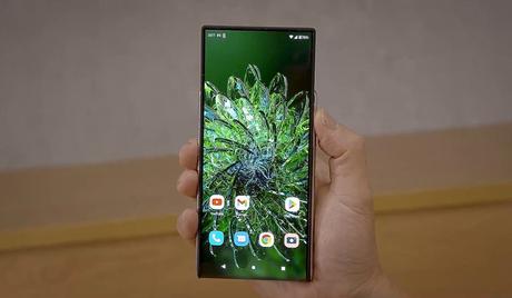 Motorola presenta el concepto de smartphone rollable Rollable_1