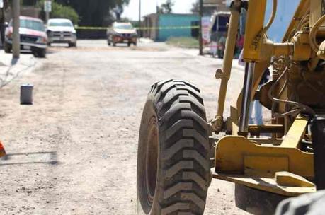 Empezó la pavimentación de la calle Xoconostle en colonia Los Magueyes