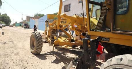Empezó la pavimentación de la calle Xoconostle en colonia Los Magueyes