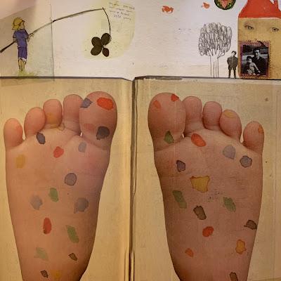 CON DOS AÑOS, DOS FLORES.