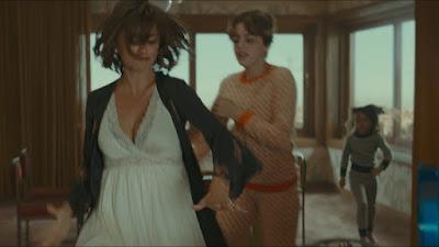 INMMENSITÁ, L' (Italia, Francia; 2022) Drama, Musical