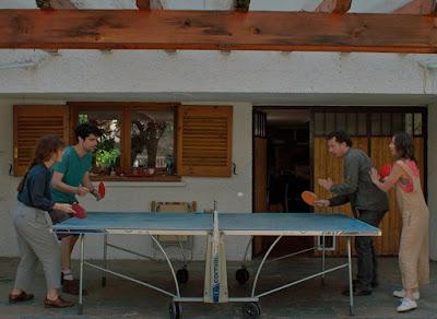 TENÉIS QUE VENIR A VERLA (España, 2022) Vida normal TENÉIS QUE VENIR A VERLA (España, 2022) Vida normal