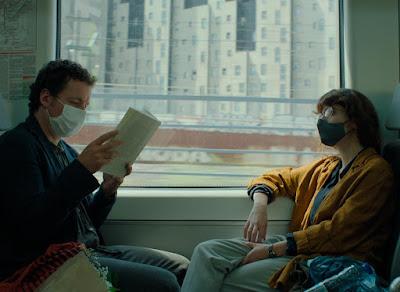 TENÉIS QUE VENIR A VERLA (España, 2022) Vida normal