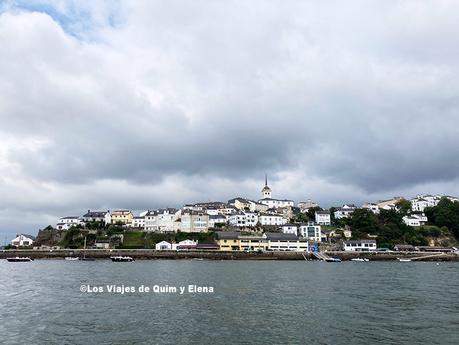 Castropol desde la Ría del Eo