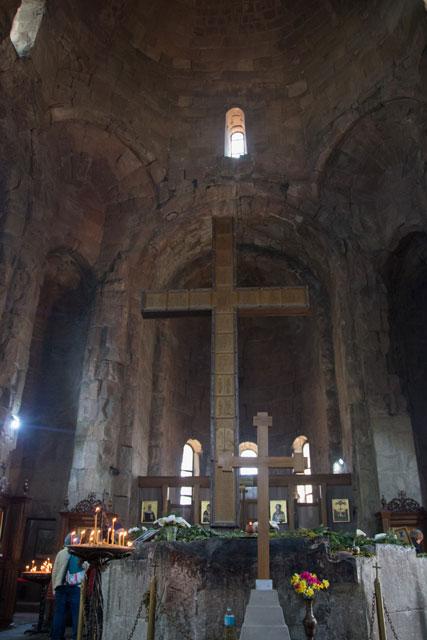 Qué ver en Mtskheta: 8 lugares más interesantes cruz-de-madera-monasterio-jvari