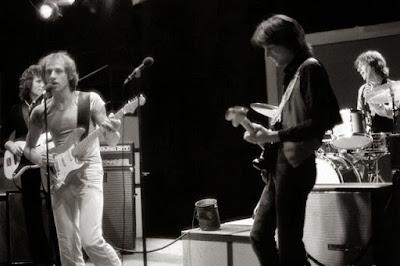 Dire Straits - Sultans of swing (Old Grey Whistle Test, 16th May 1978) Dire Straits - Sultans of swing (Old Grey Whistle Test, 16th May 1978)