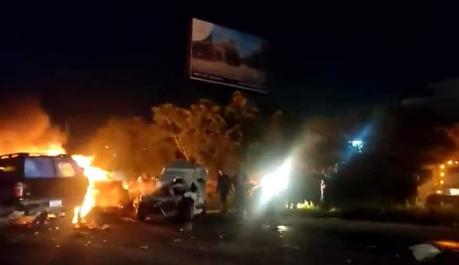 (video) Tráiler se queda sin frenos en la México-Querétaro: 2 muertos y 15 heridos.